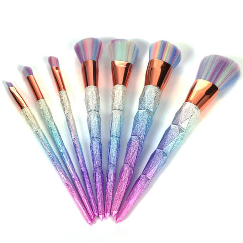 7Pcs Diamond Shape Makeup Brush Set Dazzle Glitter Foundation Powder Makeup Brushes Rainbow Makeup Eyeshadow Blending Brush Kit